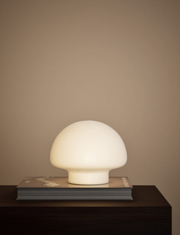 Button Rechargeable Table Lamp Button Rechargeable Table Lamp