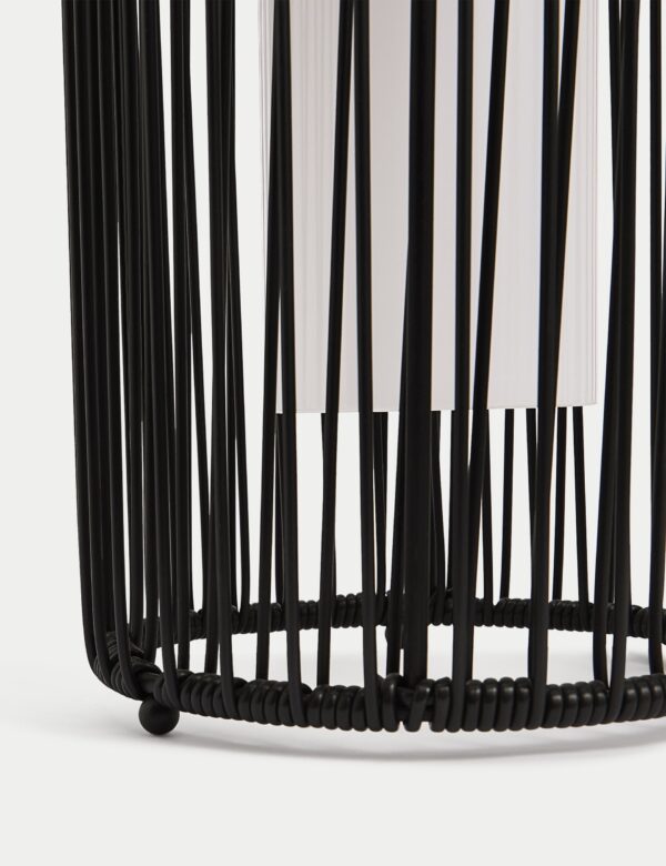 Medium Warm White LED Solar Rope Lantern Medium Warm White LED Solar Rope Lantern