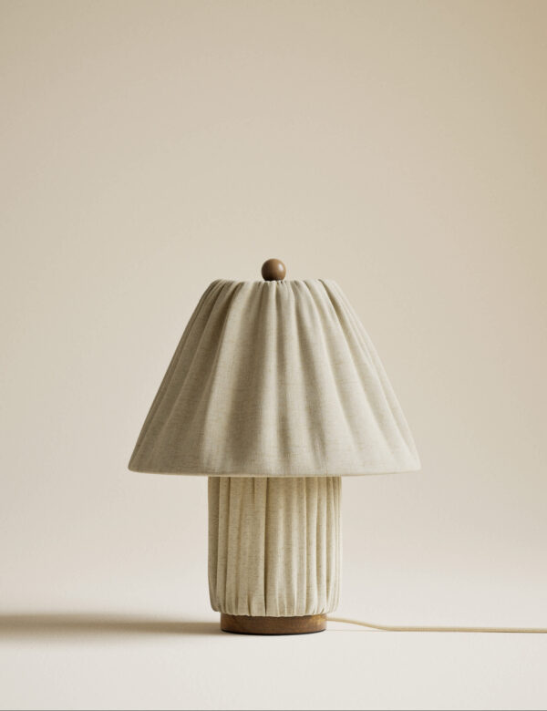 Soft Pleated Fabric Table Lamp Soft Pleated Fabric Table Lamp