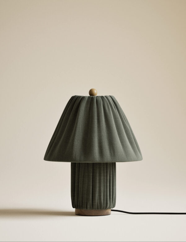 Soft Pleated Fabric Table Lamp Soft Pleated Fabric Table Lamp